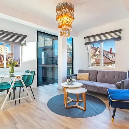 Happy Lounge * Fuengirola